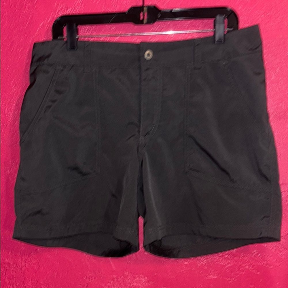 Columbia dark grey Kestral Trail Activewear Shorts. Athletic, athleisure, Sz 14